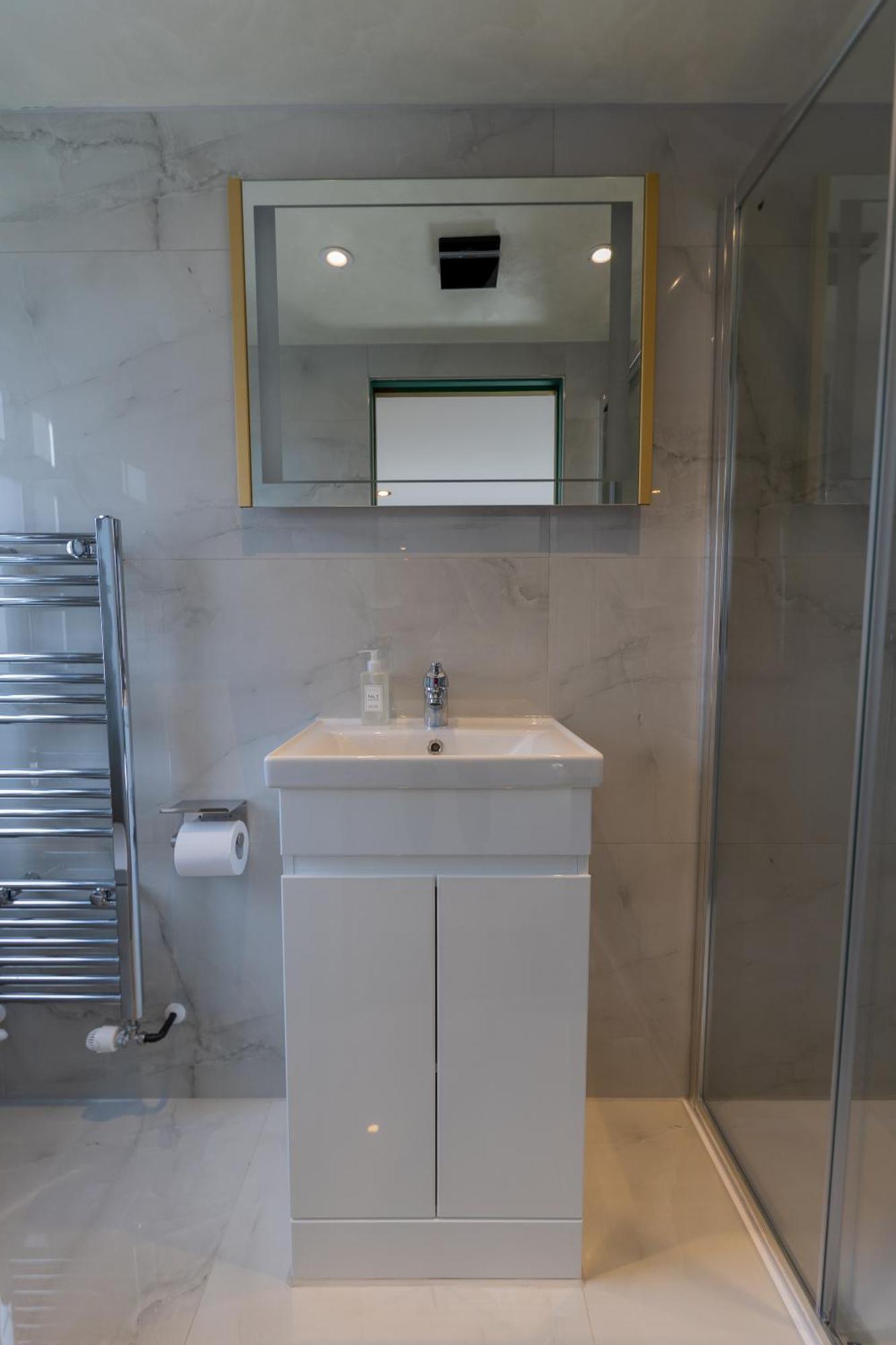 Paragraph Tottenham Hotel Лондон Екстериор снимка