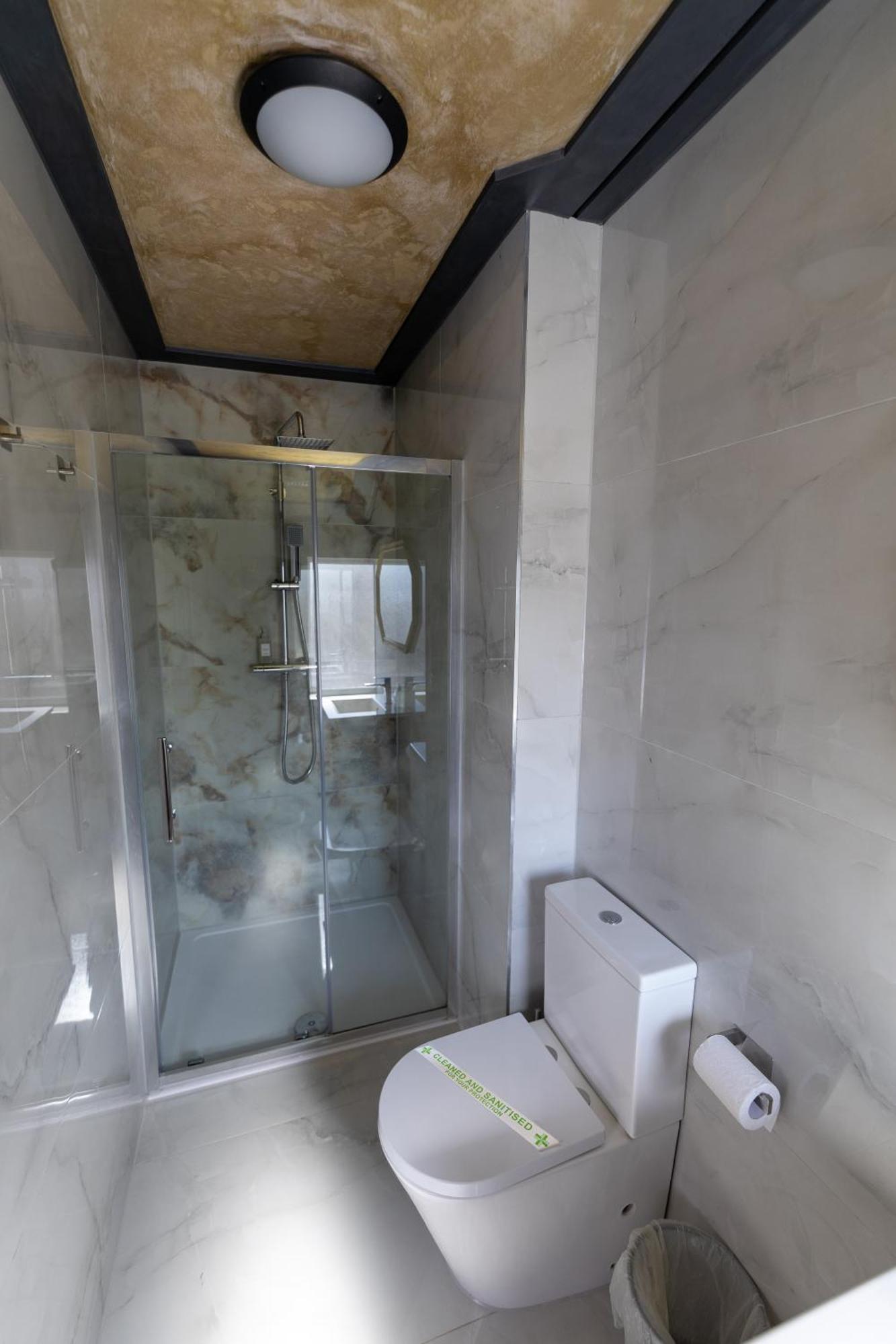 Paragraph Tottenham Hotel Лондон Екстериор снимка