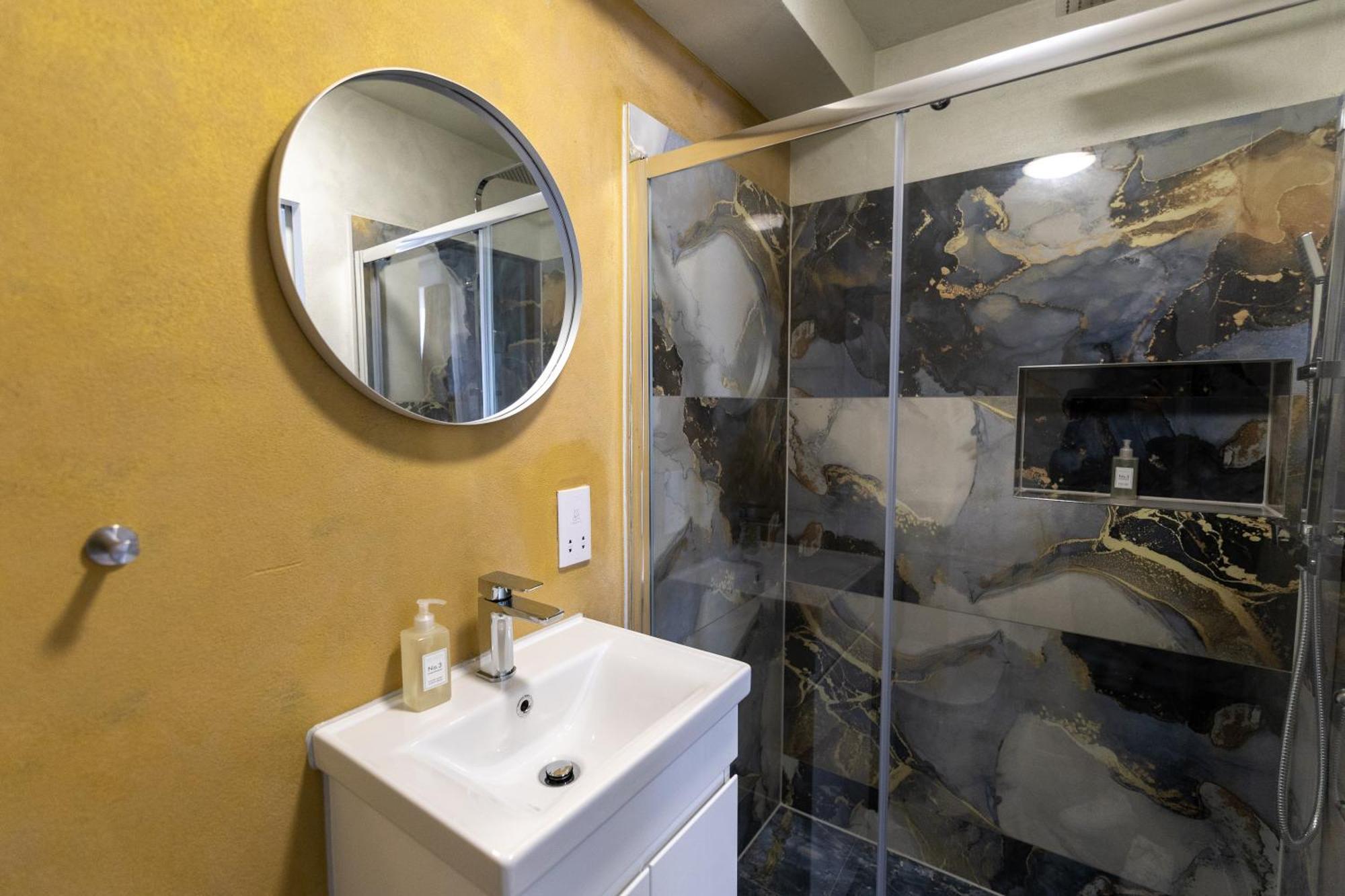 Paragraph Tottenham Hotel Лондон Екстериор снимка