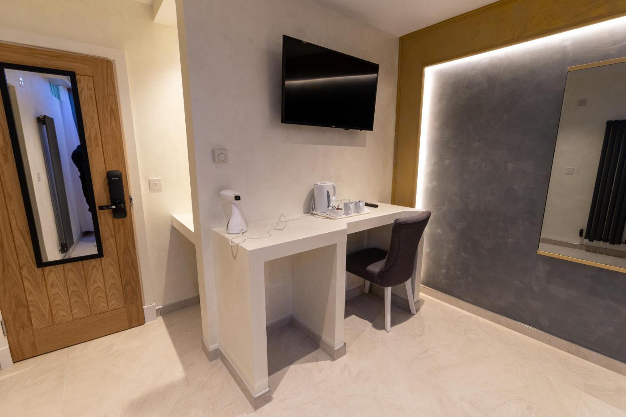 Paragraph Tottenham Hotel Лондон Екстериор снимка