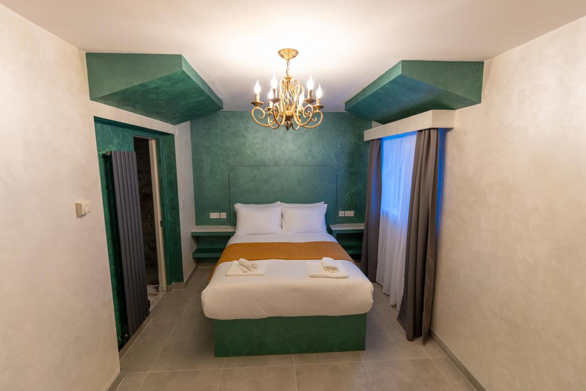 Paragraph Tottenham Hotel Лондон Екстериор снимка